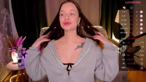 Mary online show from November 2025 08:25:02 AM