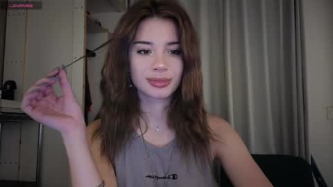 Sofa online show from April 2026 09:01:02 PM