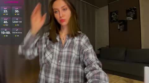 LINA online show from December 2025 03:57:01 AM