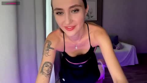 Snapshot of su_11111 chatting on July 2026 05:35:02 AM LINA online show from July 2026 05:35:02 AM