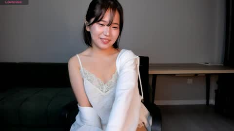 Snapshot of suareiko chatting on April 2026 01:08:01 AM Yerim online show from April 2026 01:08:01 AM