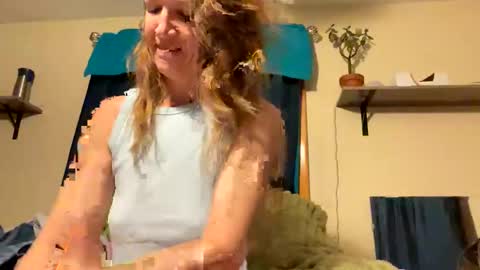 Snapshot of sub4you69brat chatting on February 2025 02:26:01 AM sub4you69brat online show from February 2025 02:26:01 AM