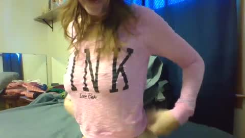 Snapshot of sub4you69brat chatting on December 2025 06:01:02 PM sub4you69brat online show from December 2025 06:01:02 PM