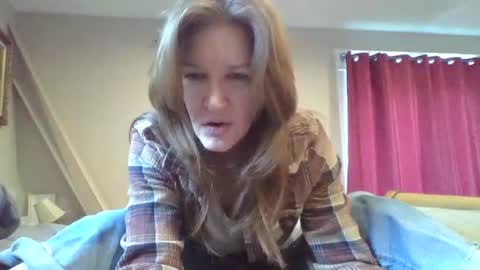 Snapshot of sub4you69brat chatting on January 2026 04:23:02 PM sub4you69brat online show from January 2026 04:23:02 PM