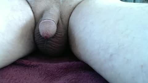 Snapshot of sub_boy2 chatting on December 2024 05:32:02 PM sub online show from December 2024 05:32:02 PM