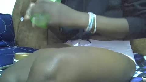 submissive_slut001 online show from December 2024 09:22:01 PM