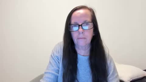 Snapshot of submissivepeachgoddess chatting on April 2026 02:36:01 AM Submissie Peach Goddess online show from April 2026 02:36:01 AM
