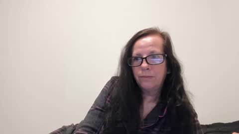 Snapshot of submissivepeachgoddess chatting on April 2026 03:24:02 AM Submissie Peach Goddess online show from April 2026 03:24:02 AM