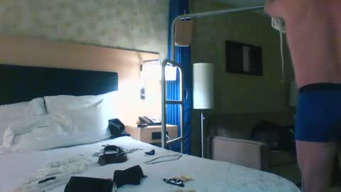 suboutdoors11 online show from February 2025 01:16:02 AM