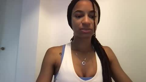 Snapshot of succubussirena chatting on May 2026 05:41:02 PM Succubus Sirena online show from May 2026 05:41:02 PM