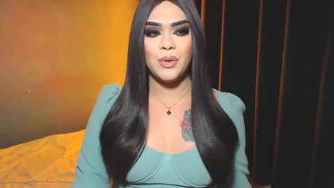 Snapshot of suckablecockoffreya chatting on December 2024 08:39:02 AM JADE ELYSE online show from December 2024 08:39:02 AM