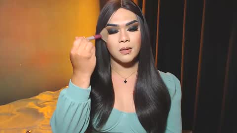 Snapshot of suckablecockoffreya chatting on December 2024 11:43:02 AM JADE ELYSE online show from December 2024 11:43:02 AM