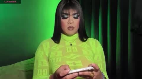 Snapshot of suckablecockoffreya chatting on November 2025 06:40:02 PM JADE ELYSE online show from November 2025 06:40:02 PM