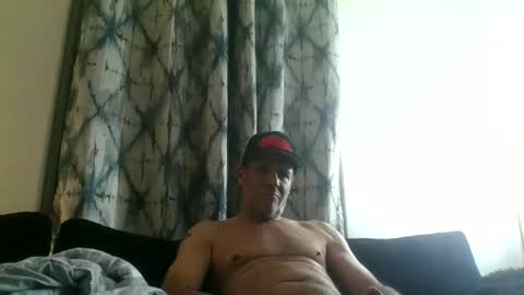 Snapshot of suckitu812 chatting on December 2024 03:17:02 AM SUCKITU812 online show from December 2024 03:17:02 AM