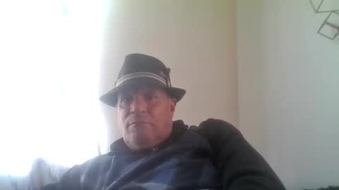 Snapshot of suckitu812 chatting on February 2025 03:59:02 PM SUCKITU812 online show from February 2025 03:59:02 PM