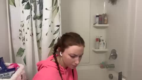 suerrab3304 online show from October 2025 05:10:02 AM