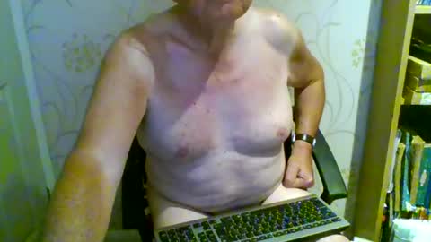 Snapshot of suffolkboy4 chatting on June 2026 09:49:01 PM suffolkboy4 online show from June 2026 09:49:01 PM