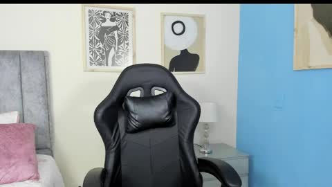 sugar_milff online show from April 2026 01:45:02 PM