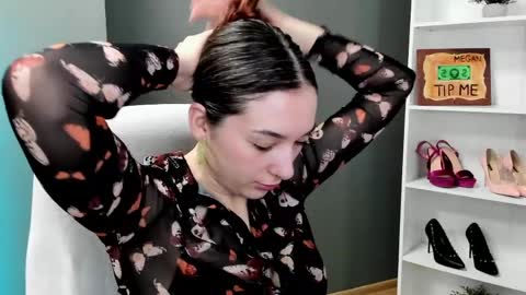Snapshot of sugar_xmegan chatting on May 2026 07:36:02 AM Megan online show from May 2026 07:36:02 AM