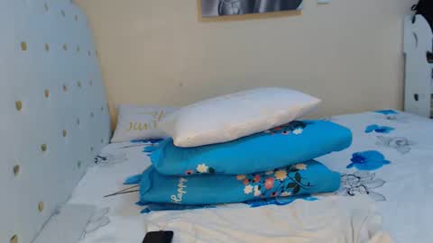 Snapshot of sugarlips_05 chatting on April 2026 08:34:01 PM sugar online show from April 2026 08:34:01 PM