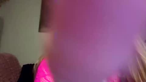 sugarrushxoxo online show from April 2026 04:43:01 AM