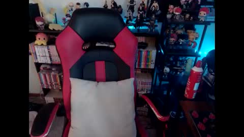 Nami online show from December 2025 09:55:01 PM