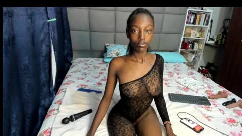 suhaila_suu online show from January 2025 12:16:02 AM