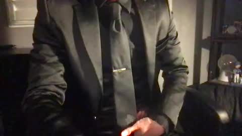 suitfetishez online show from April 2026 03:04:02 AM