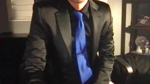 suitfetishez online show from April 2026 05:38:02 AM