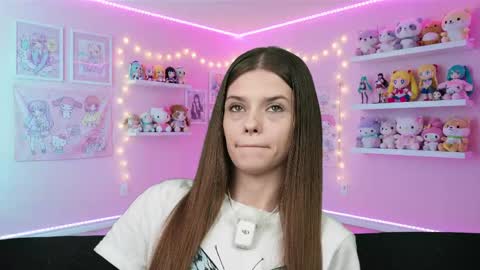 Snapshot of sukie_spooky chatting on April 2026 12:27:02 PM sukie_spooky online show from April 2026 12:27:02 PM