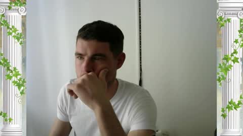 Snapshot of sultansgirls chatting on March 2026 08:04:02 PM The Sultan online show from March 2026 08:04:02 PM