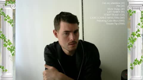 Snapshot of sultansgirls chatting on March 2026 02:31:02 PM The Sultan online show from March 2026 02:31:02 PM