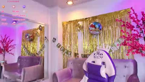 Snapshot of summer_miller chatting on December 2025 11:40:02 AM summer_miller online show from December 2025 11:40:02 AM