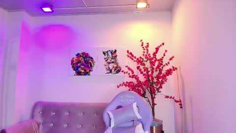 Snapshot of summer_miller chatting on January 2026 11:37:02 AM summer_miller online show from January 2026 11:37:02 AM