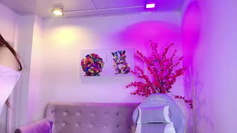 Snapshot of summer_miller chatting on January 2026 11:38:02 AM summer_miller online show from January 2026 11:38:02 AM