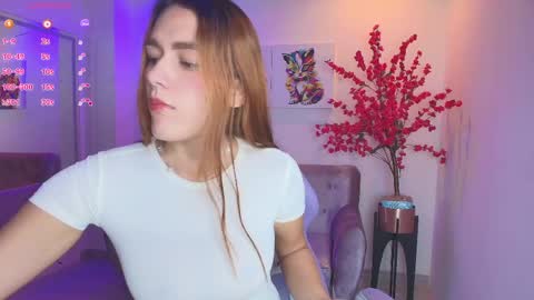 Snapshot of summer_miller chatting on April 2026 11:27:01 AM summer_miller online show from April 2026 11:27:01 AM