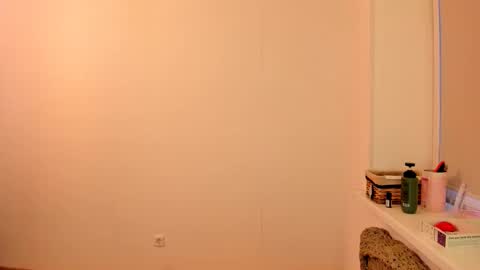 Summer Preston online show from October 2025 05:17:02 AM