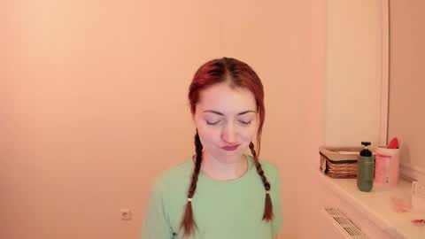 Summer Preston online show from February 2026 09:32:01 PM