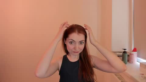 Summer Preston online show from March 2026 12:19:01 PM