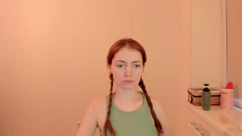 Summer Preston online show from March 2026 03:18:01 PM