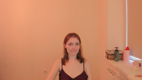 Snapshot of summer_preston chatting on June 2026 03:18:01 PM Summer Preston online show from June 2026 03:18:01 PM
