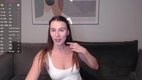 Snapshot of summer_time13 chatting on November 2025 06:06:02 PM Liby online show from November 2025 06:06:02 PM