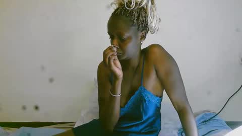 Snapshot of summerdew chatting on April 2026 09:14:01 AM summerdew online show from April 2026 09:14:01 AM