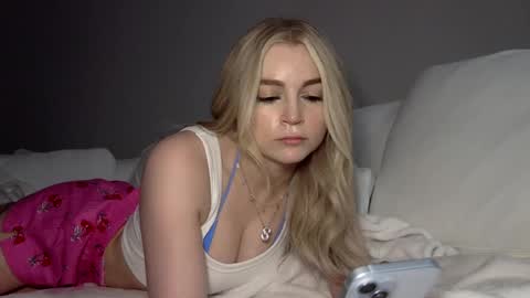 Snapshot of summergracexxx chatting on February 2025 05:37:02 AM Summer online show from February 2025 05:37:02 AM