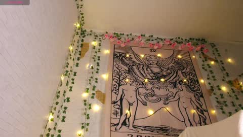 Snapshot of summerhazee chatting on December 2024 07:22:01 PM summerhazee online show from December 2024 07:22:01 PM