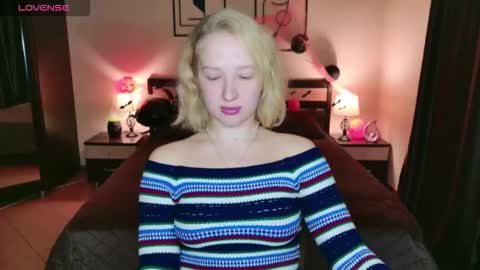 summerjem online show from November 2025 04:22:02 AM