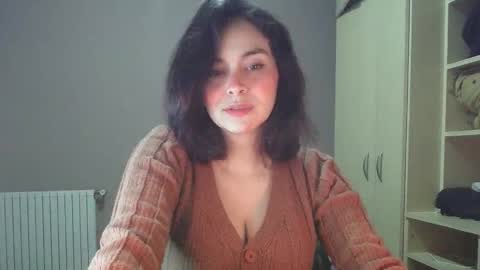 Summer online show from November 2025 06:42:02 PM