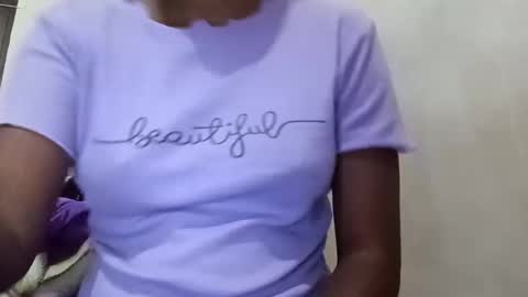 sunali_jain03 online show from December 2025 04:30:01 AM