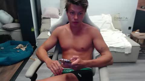 Alice and Sergey online show from September 2025 08:49:02 AM