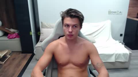 Alice and Sergey online show from October 2025 05:58:02 PM